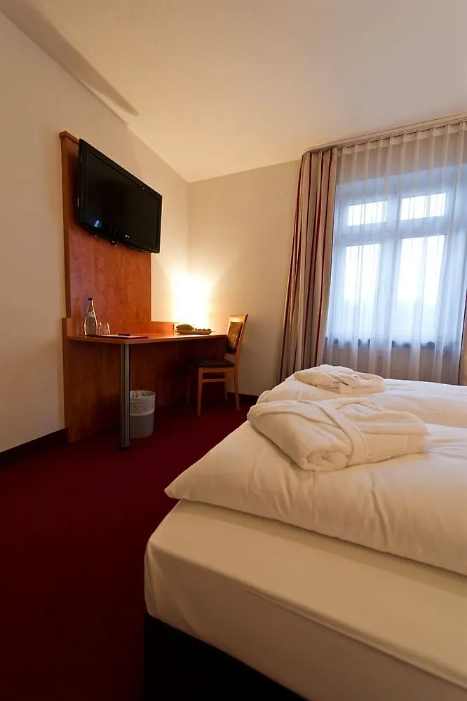 Hotel Neuwirtshaus - Superior Stuttgart 3*,