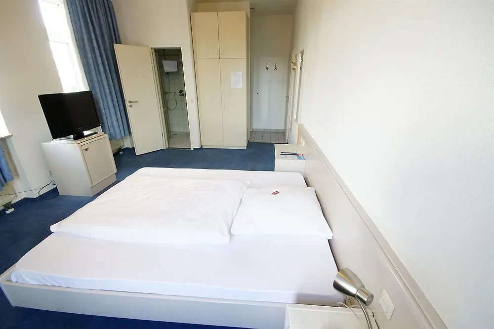 Hotel Neuwirtshaus - Superior Stuttgart