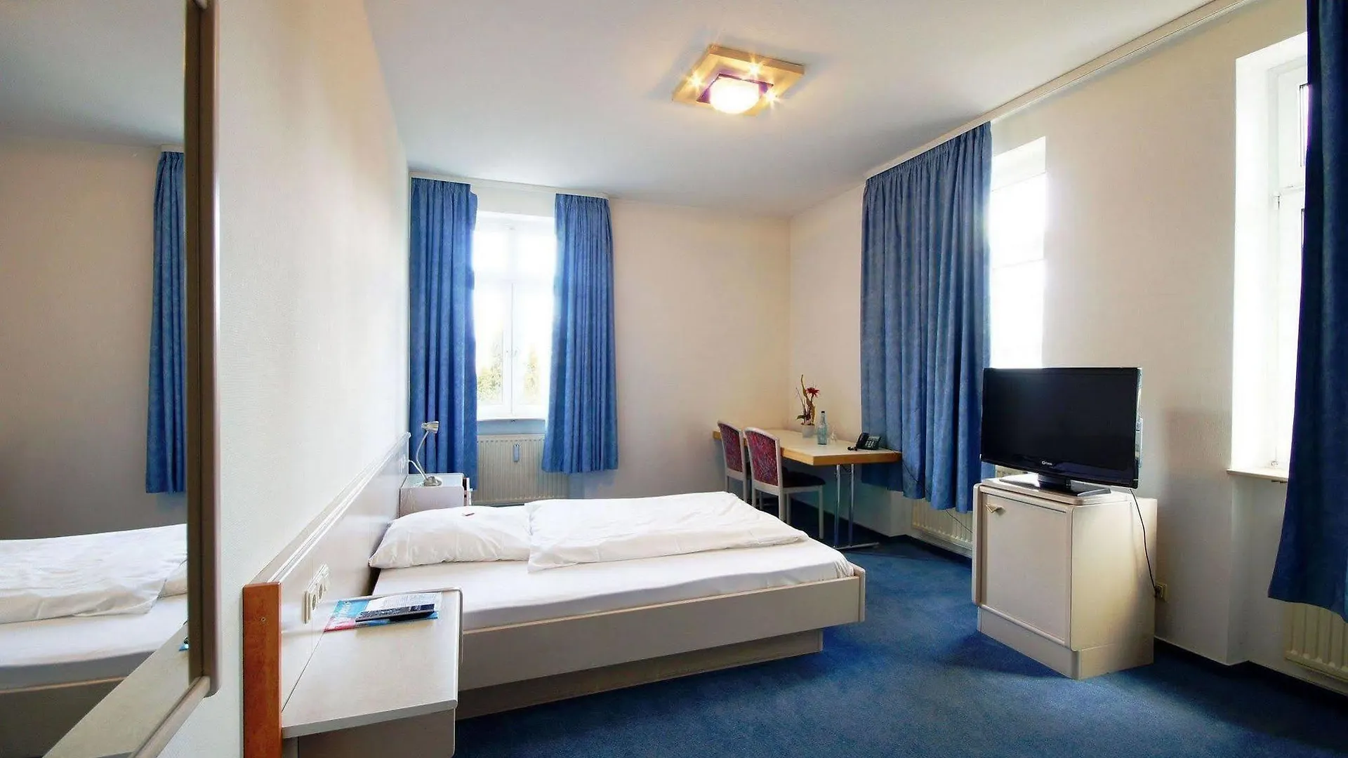 Hotel Neuwirtshaus - Superior Stuttgart 3*,  Duitsland